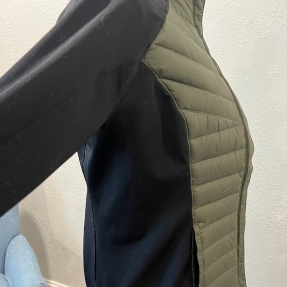 Lucy Size Small Jacket Green and Black Stretch Side Panel - Picture 2 of 4